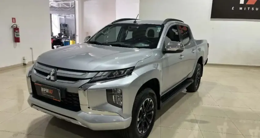 Mitsubishi L200 TRITON 2.4 16V TURBO DIESEL SPORT HPE CD 4P 4X4 AUTOMÁTICO