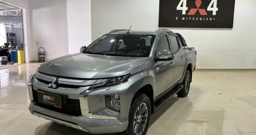 Mitsubishi L200 TRITON 2.4 16V TURBO DIESEL SPORT HPE-S CD 4P 4X4 AUTOMÁTICO