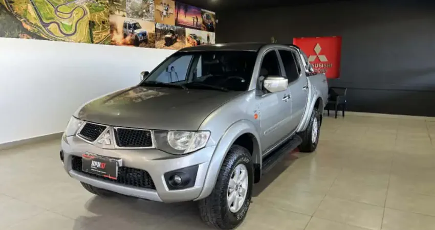 Mitsubishi L200 TRITON 3.2 HPE 4X4 CD 16V TURBO INTERCOOLER DIESEL 4P AUTOMÁTICO