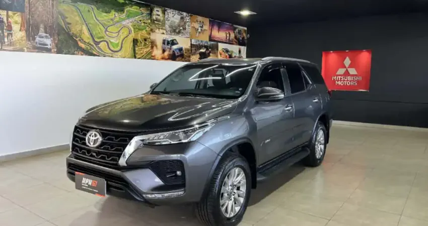 Toyota HILUX SW4 2.7 VVT-i FLEX SRV 7L 4X2 AUTOMÁTICO