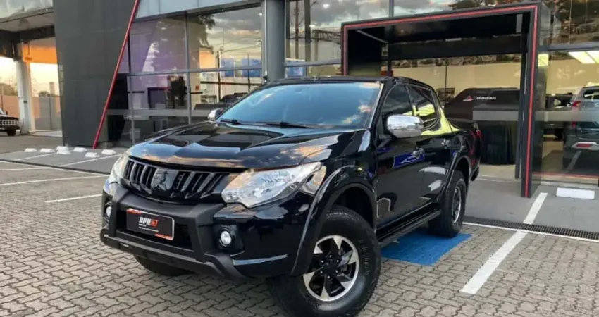 Mitsubishi L200 TRITON 2.4 16V TURBO DIESEL SPORT HPE CD 4P 4X4 AUTOMÁTICO