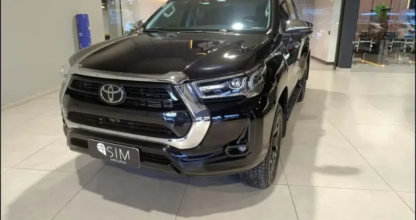 TOYOTA HILUX CD SRX 4X4 2.8 TDI 16V DIESEL AUT 2024