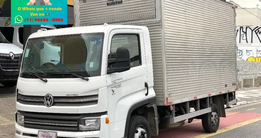 Volkswagen  Delivery Express C/ Plataforma elevatória Novíssima!!! 