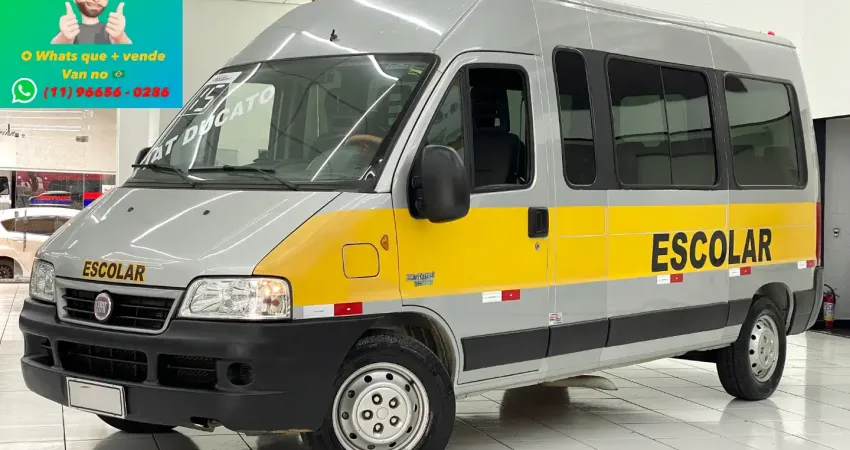 Fiat - Ducato Escolar 20 lugares (19+1) Novíssima!!!