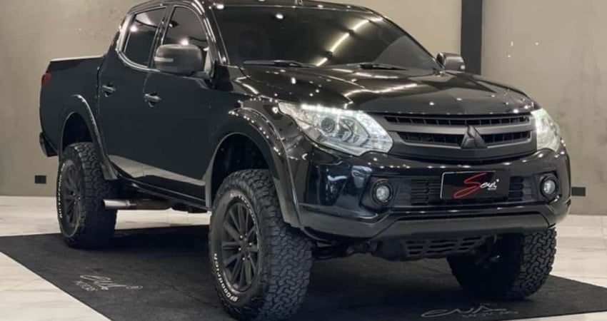 MITSUBISHI TRITON SPORT HPE S 2019