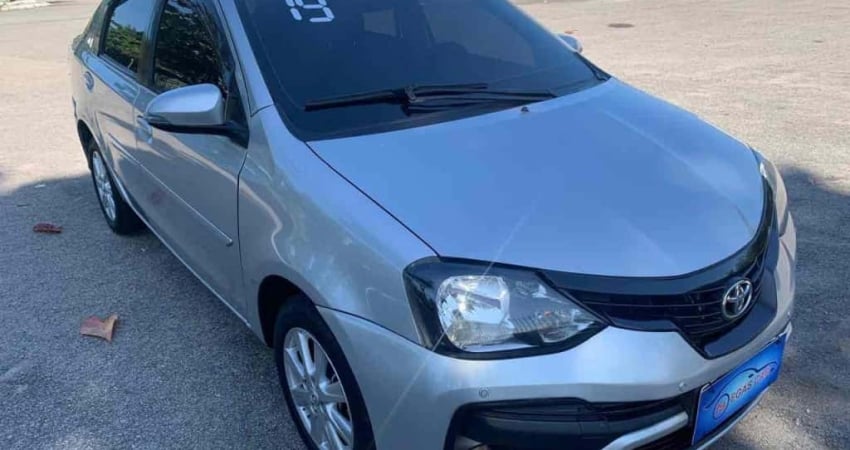 Toyota Etios 2019 1.5 x plus sedan 16v flex 4p manual