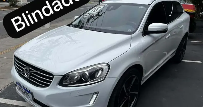 VOLVO XC60 2.0 T5 Kinetic - 2015/2016