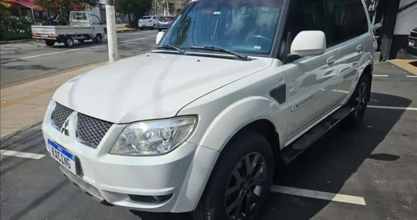 MITSUBISHI PAJERO TR4 2.0 4X2 16V 140cv - 2013/2014