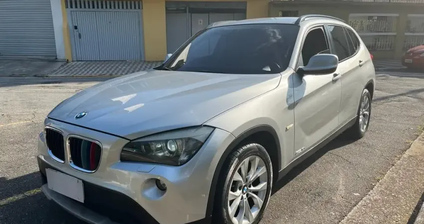 BMW X1 2011  XDRIVE  AUTOMÁTICA COMPLETA  SUPER NOVA ACEITAMOS CARRO NA TROCA   