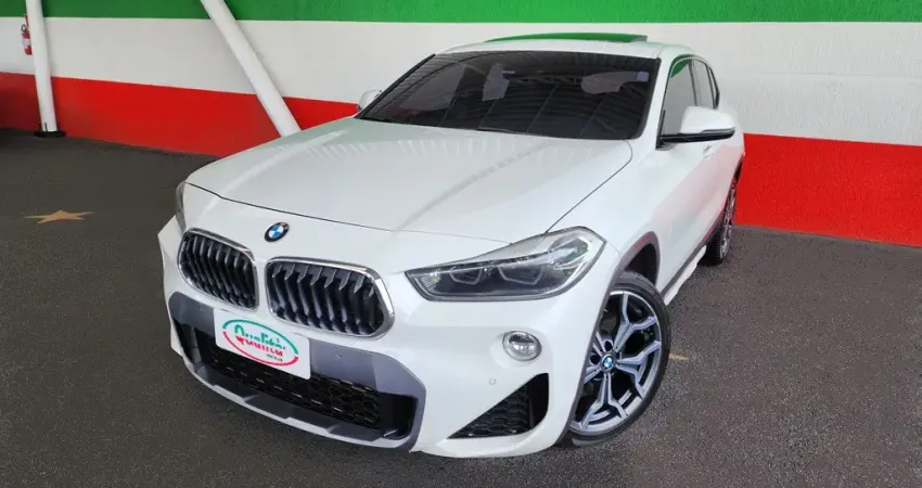 BMW X2 SDRIVE 2.0 TURBO M Sport 2018. Lindo Carro!