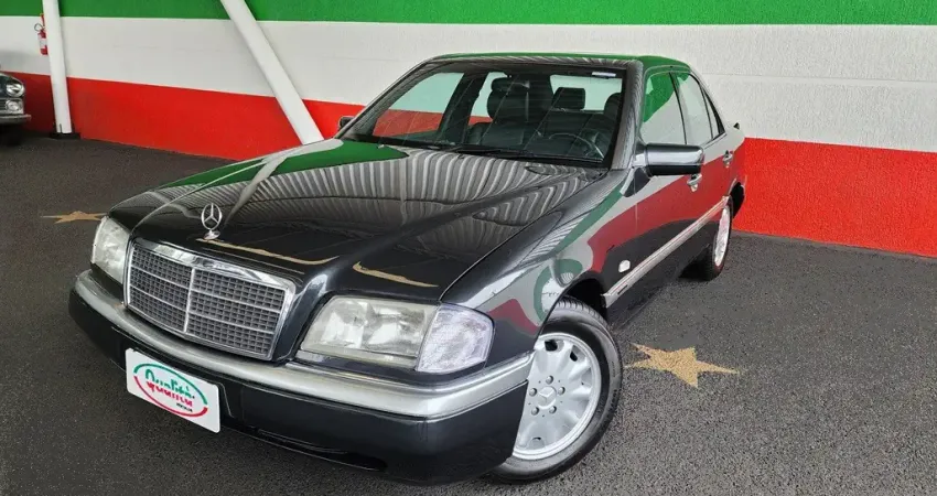Mercedes Benz C280 6cc. Lindo carro!