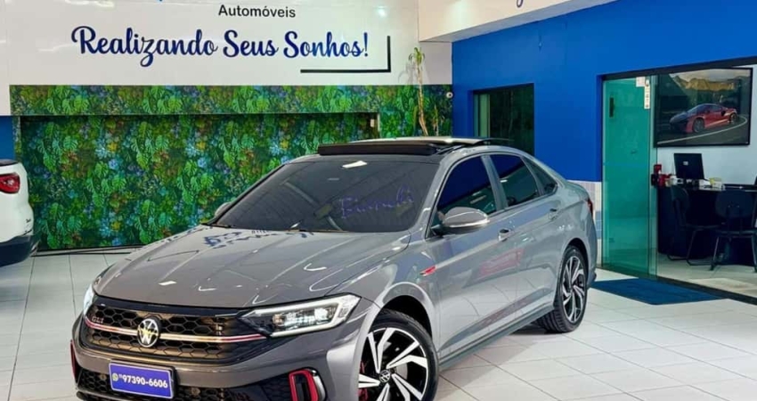 Volkswagen Jetta /VW  GLI - Cinza - 2024/2024