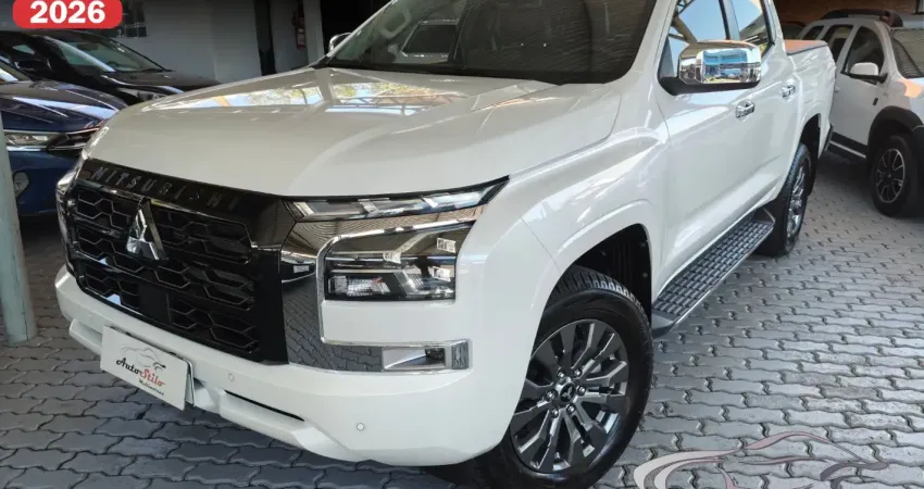 Mitsubishi Triton HPE S 2.4 4x4 205cv. Igual a zero quilometro.