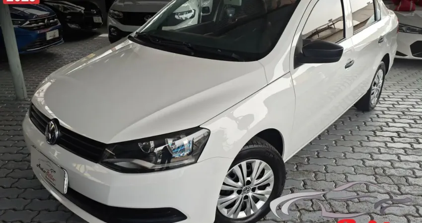 Volkswagen Voyage 1.6 8V Flex. Câmbio manual. Completo.  Amplo porta-malas.