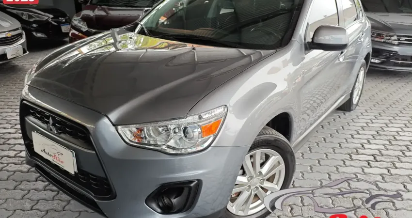 Mitsubishi ASX 2.0 4x2. Câmbio automático CVT de 6 marchas. 