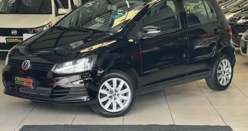 VOLKSWAGEN FOX 1.6 MPI TRENDLINE 12V FLEX 4P MANUAL 2015