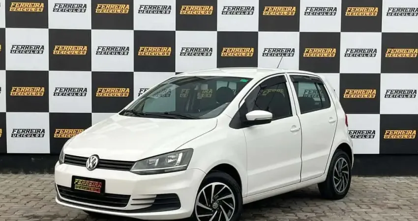 VOLKSWAGEN FOX 1.0 MPI TRENDLINE 12V FLEX 4P MANUAL 2015
