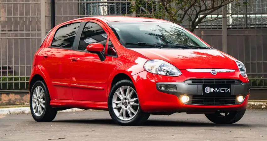 Fiat Punto Sporting 1.8 Etorq 16V 2013 (excelente estado de conservação)