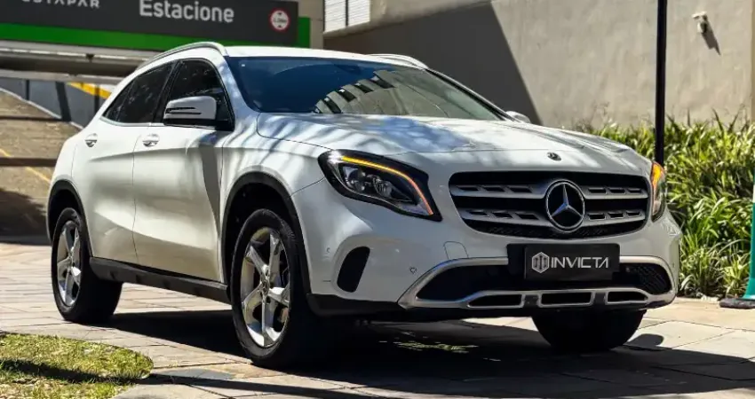 Mercedes-Benz GLA200 Advance 1.6 Turbo 2018 (excelente estado de conservação)