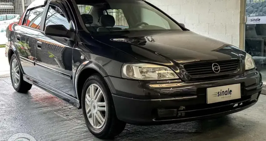 Chevrolet Astra Sedan 2.0 8v - Cinza - 2001/2002