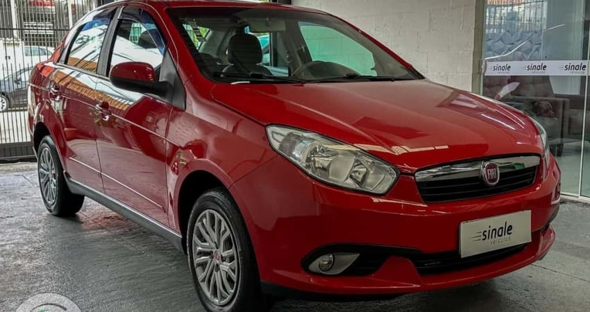 Fiat Siena ATTRACTIV 1.4 - Vermelha - 2014/2015