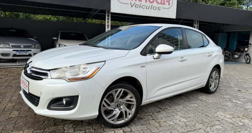 Citroën C4 LOUNGE Exclusive 1.6 Turbo 4p Aut.