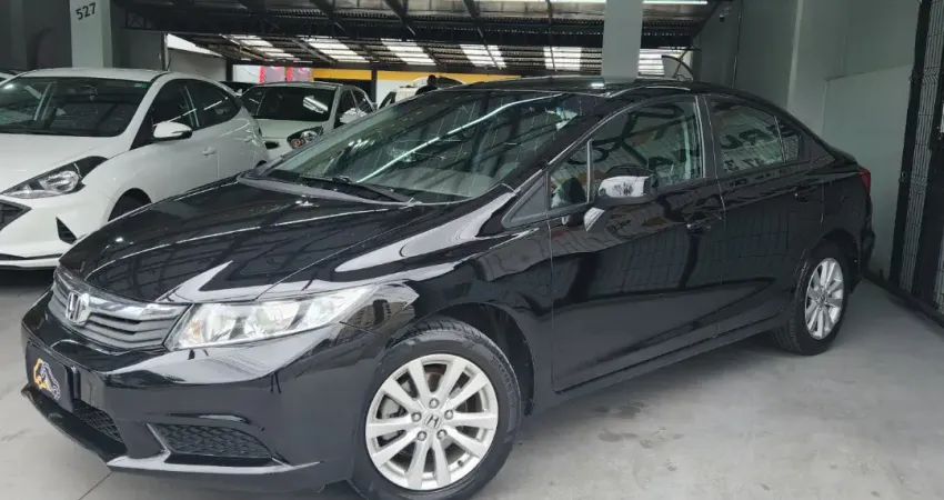 Civic LXS Aut. 2014 Único dono 