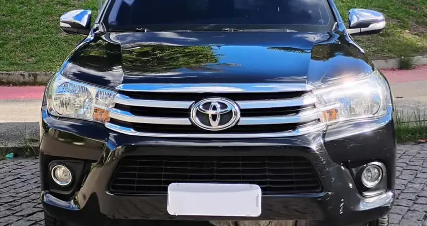 Toyota Hilux 2016 2.8 srv 4x4 cd 16v diesel 4p automático