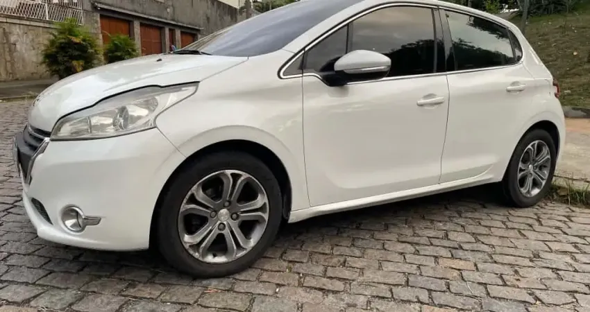 Peugeot 208 2015 1.6 griffe 16v flex 4p automático