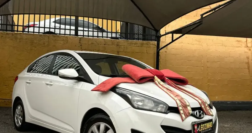 Hyundai Hb20s  1.0 flex manual completo 2013