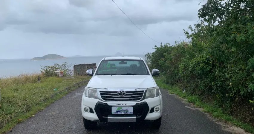 TOYOTA HILUX SRV 2.7 FLEX 4x4 2014/2014 completa, com multimídia 