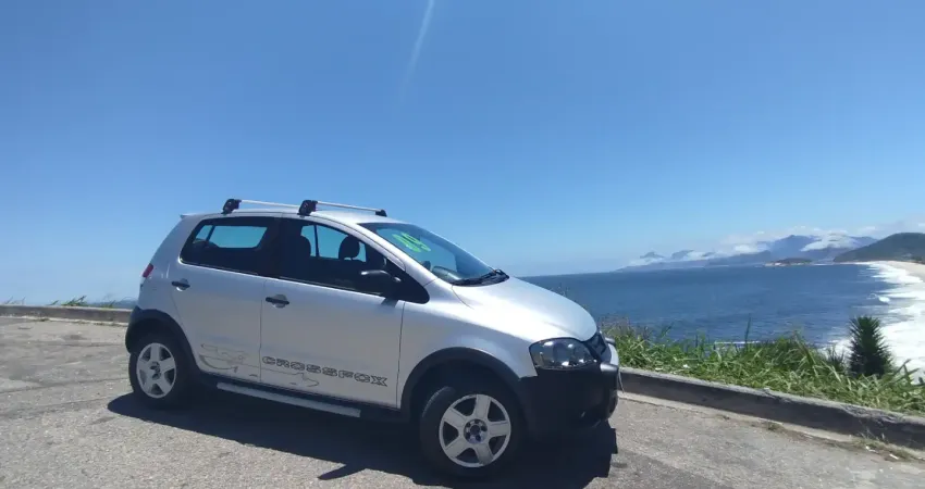 Volkswagen CrossFox 1.6 Flex 2009 – Completo – Prata
