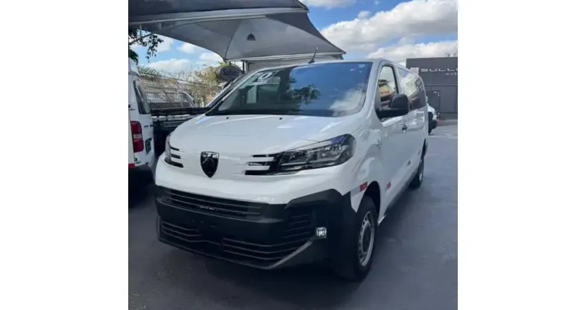 Peugeot Expert 2025 2.2 turbo diesel vitre manual