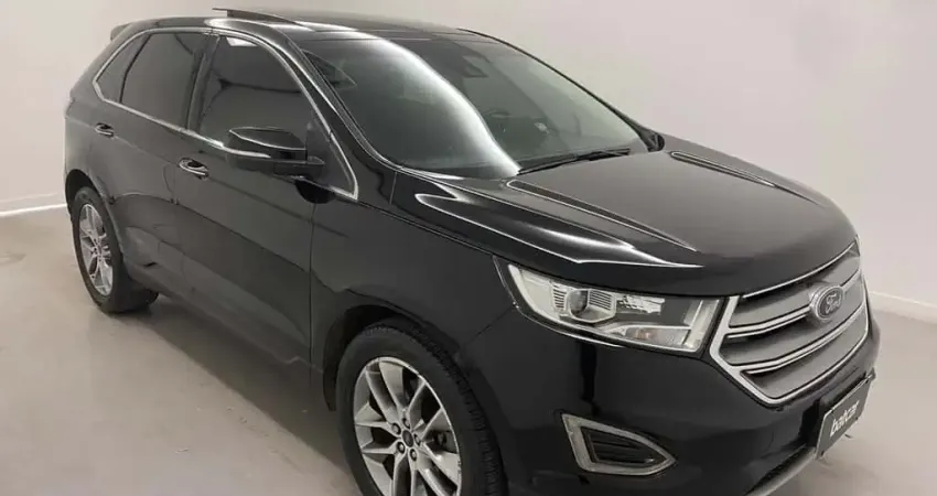 EDGE TITANIUM V6 AWD AUT