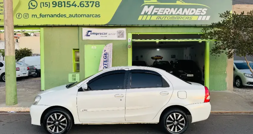 ETIOS SEDAN 1.5 PLATINUM
