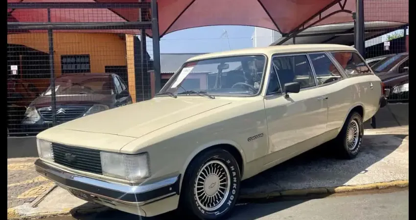 Caravan Comodoro 4.1/2.5