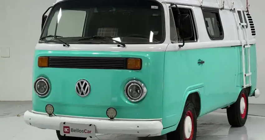 VOLKSWAGEN KOMBI Furgão