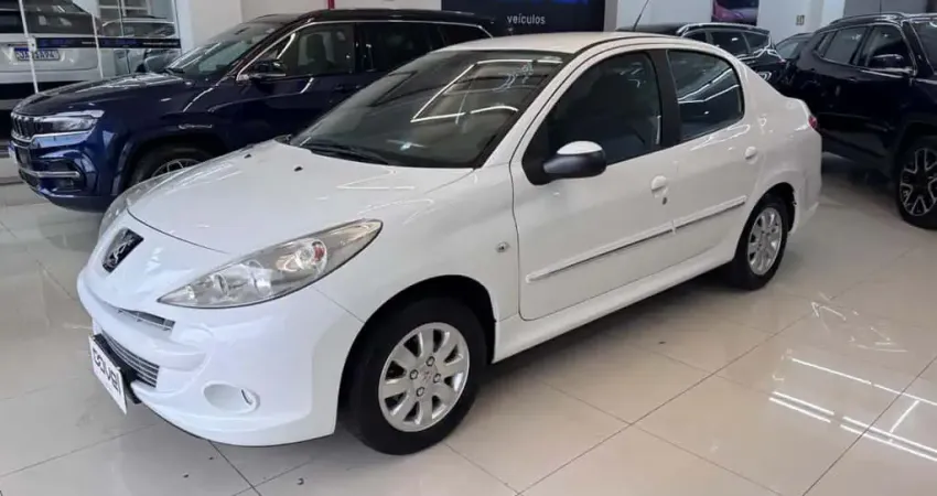 PEUGEOT 207 SEDAN PASSION XR-SPORT 1.4 8V FLEX 4P 2013