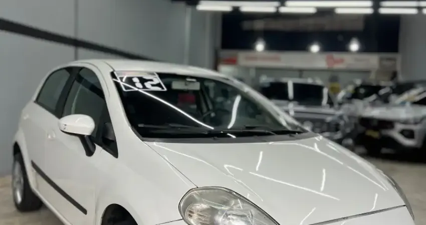 Punto Essence 1.6 automático completo 
