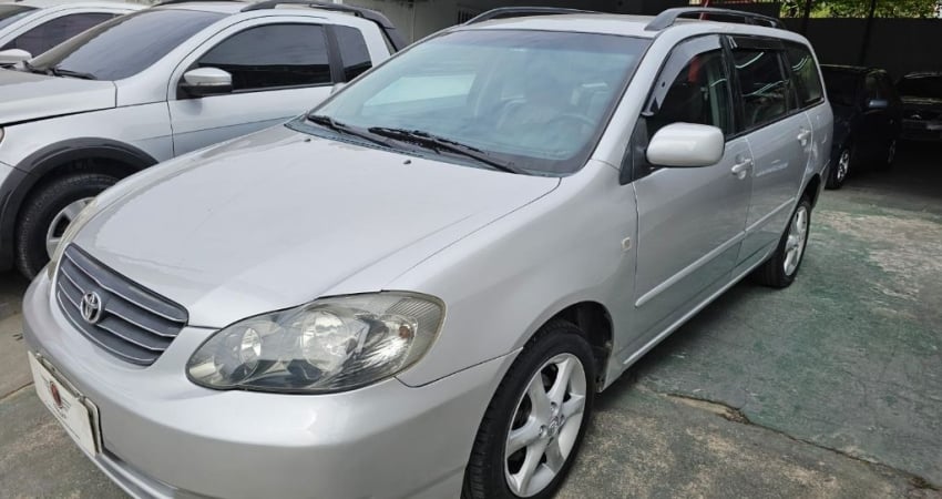 Corolla Fielder 2006 Automática