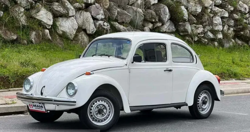 Volkswagen Fusca 1300L - Branca - 1983/1983
