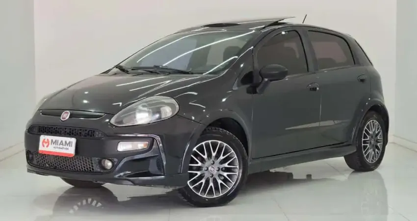 Fiat Punto Blackmotion 1.8  - Preta - 2013/2014