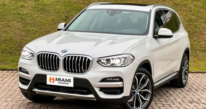 BMW X3 xDrive30i X-Line 2.0 - Branca - 2019/2020