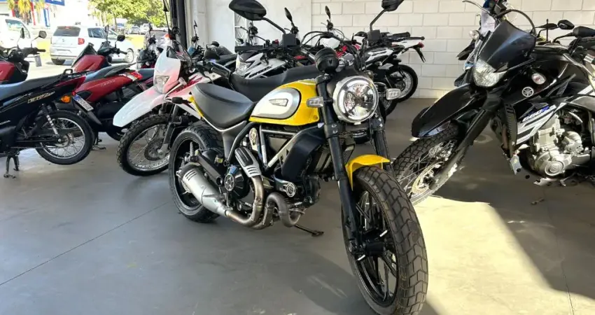 DUCATI SCRAMBLER ICON 800 2023