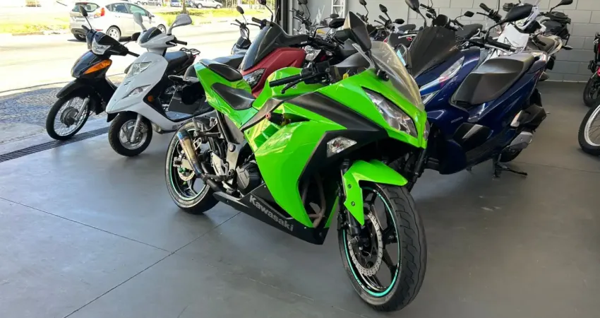 KAWASAKI NINJA 300 2013