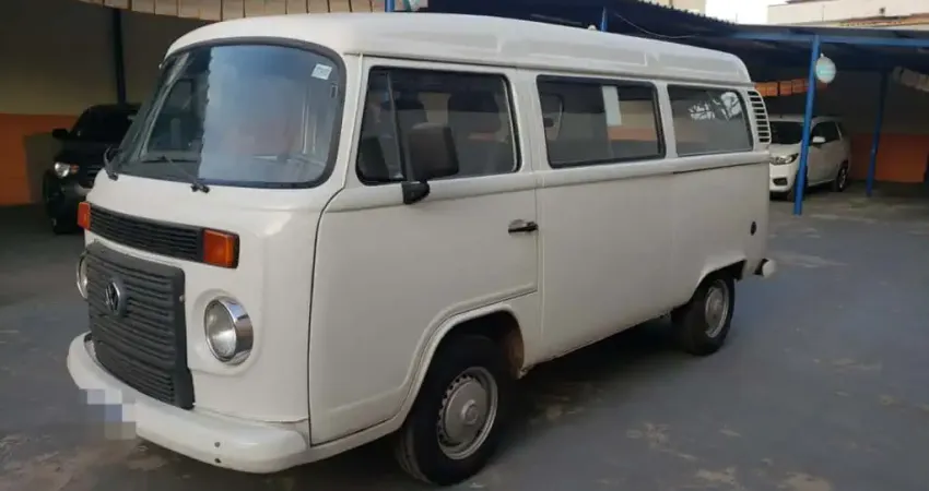 VOLKSWAGEN KOMBI 1.4 MI LOTAÇÃO 8V 3P