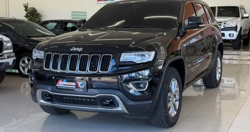 JEEP GRAND CHEROKEE 3.6 LAREDO 4X4 V6 24V GASOLINA 4P AUTOMÁTICO