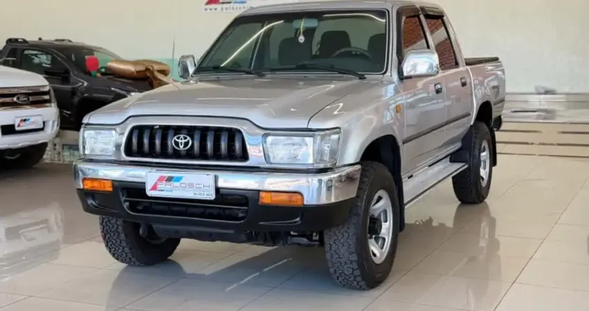 Toyota HILUX 3.0 SR 4X4 CD 8V TURBO DIESEL 4P MANUAL
