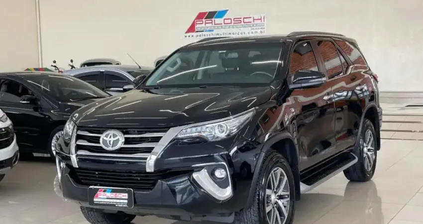 Toyota HILUX SW4 2.8 SRX 4X4 16V TURBO INTERCOOLER DIESEL 4P AUTOMÁTICO