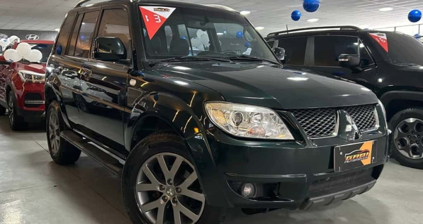 Mitsubishi Pajero tr4 2013 2.0 4x4 16v 140cv flex 4p automático